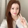Nina Lee