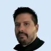 Raymundo Flores