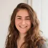 Mia Shoham