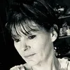 Lezlie Woodrow
