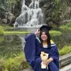 Xin Yi