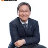 Jong Woo Kim